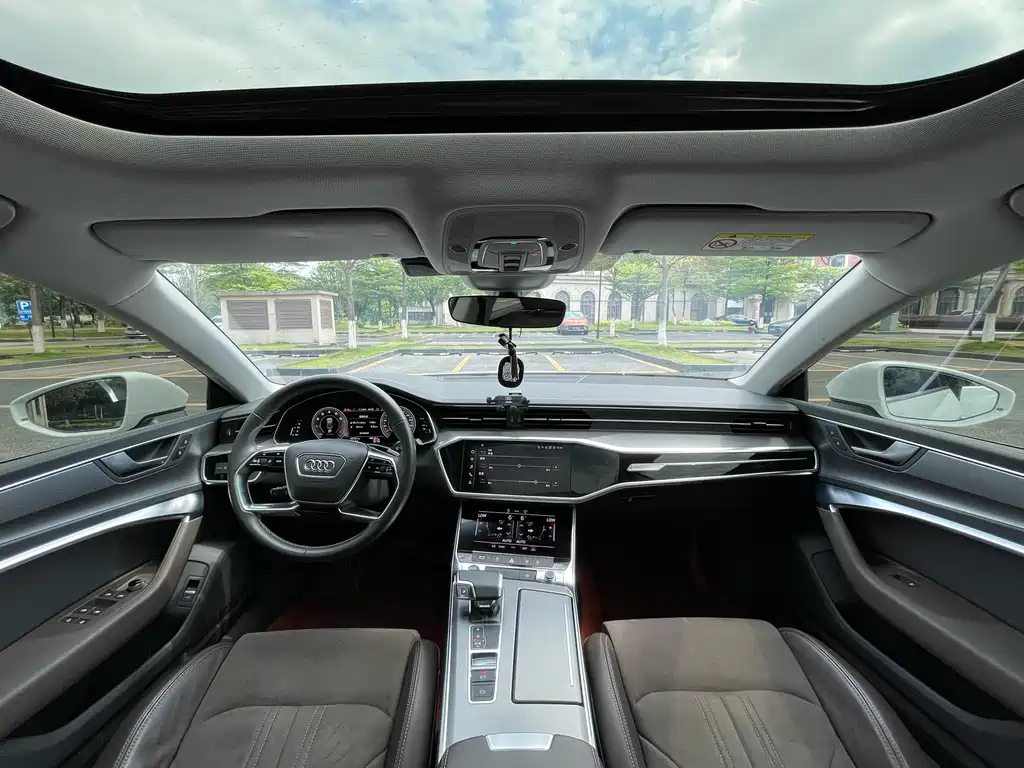 Audi A7L 2022 45 TFSI S-line Dream Building New Edition купить на сайте DeffCars