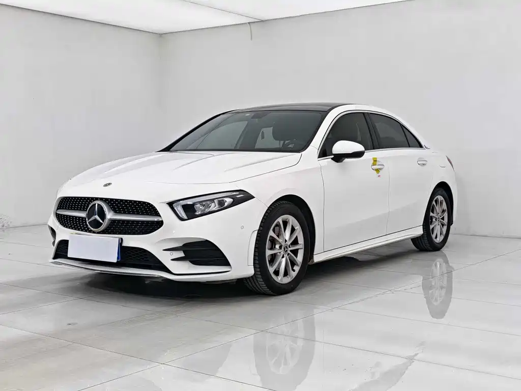 Mercedes-Benz A-Class 2020 Facelift A 200 L Sports Sedan Dynamic Type купить на сайте DeffCars