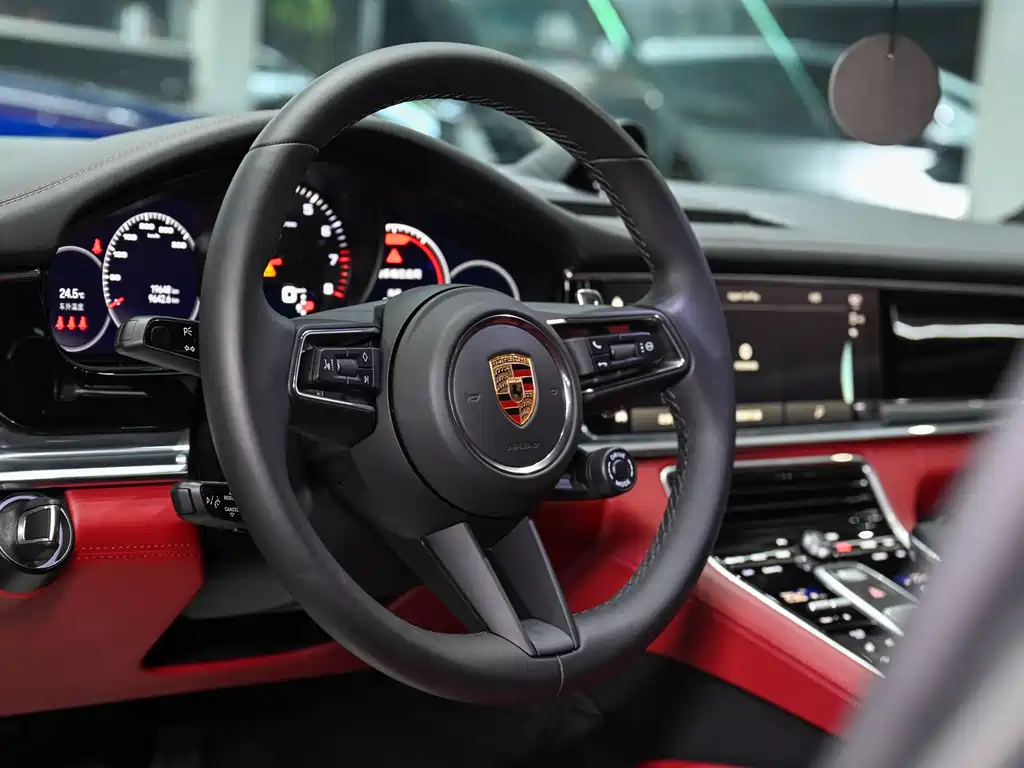 Panamera 2023 facelift Panamera 2.9T Platinum Edition купить на сайте DeffCars