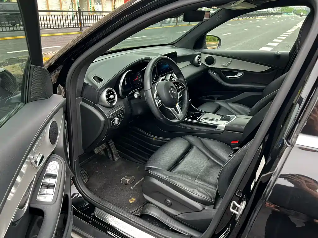 Mercedes-Benz GLC 2020 GLC 260 L 4MATIC Dynamic купить на сайте DeffCars