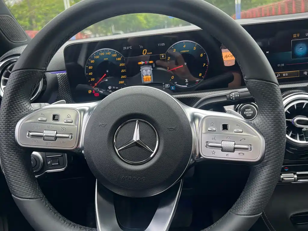 Mercedes-Benz A-Class 2020 Facelift A 200 L Sports Sedan Fashionable купить на сайте DeffCars
