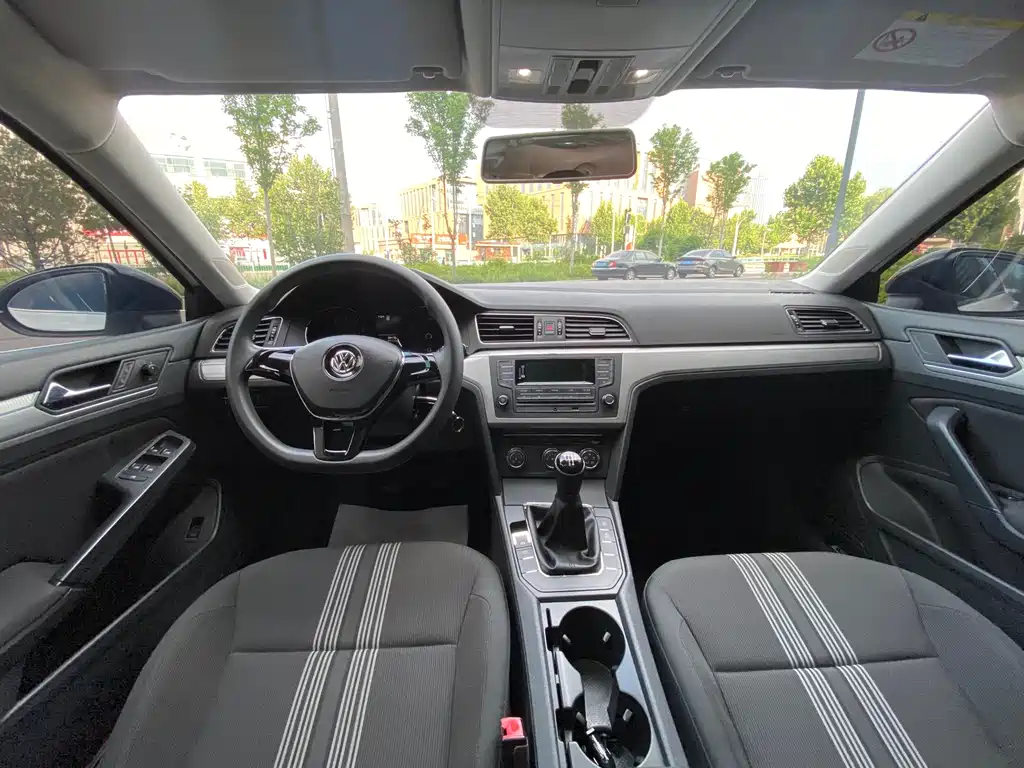 LAMANDO 2017 230TSI Manual Fashion Edition купить на сайте DeffCars