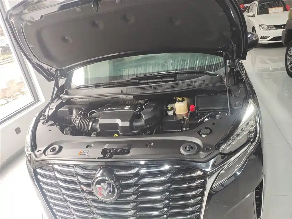 Buick GL8 2023 ES Lu Zun flagship model купить на сайте DeffCars