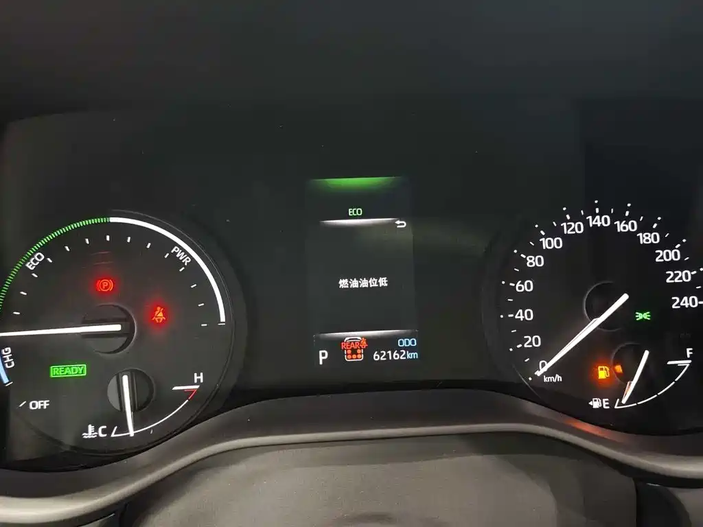 SIENNA 2024 2.5L Hybrid Premium Edition купить на сайте DeffCars