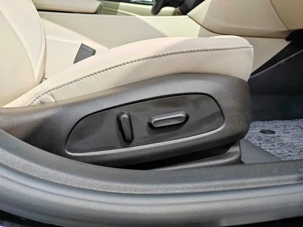 Regal 2020 552T Elite купить на сайте DeffCars