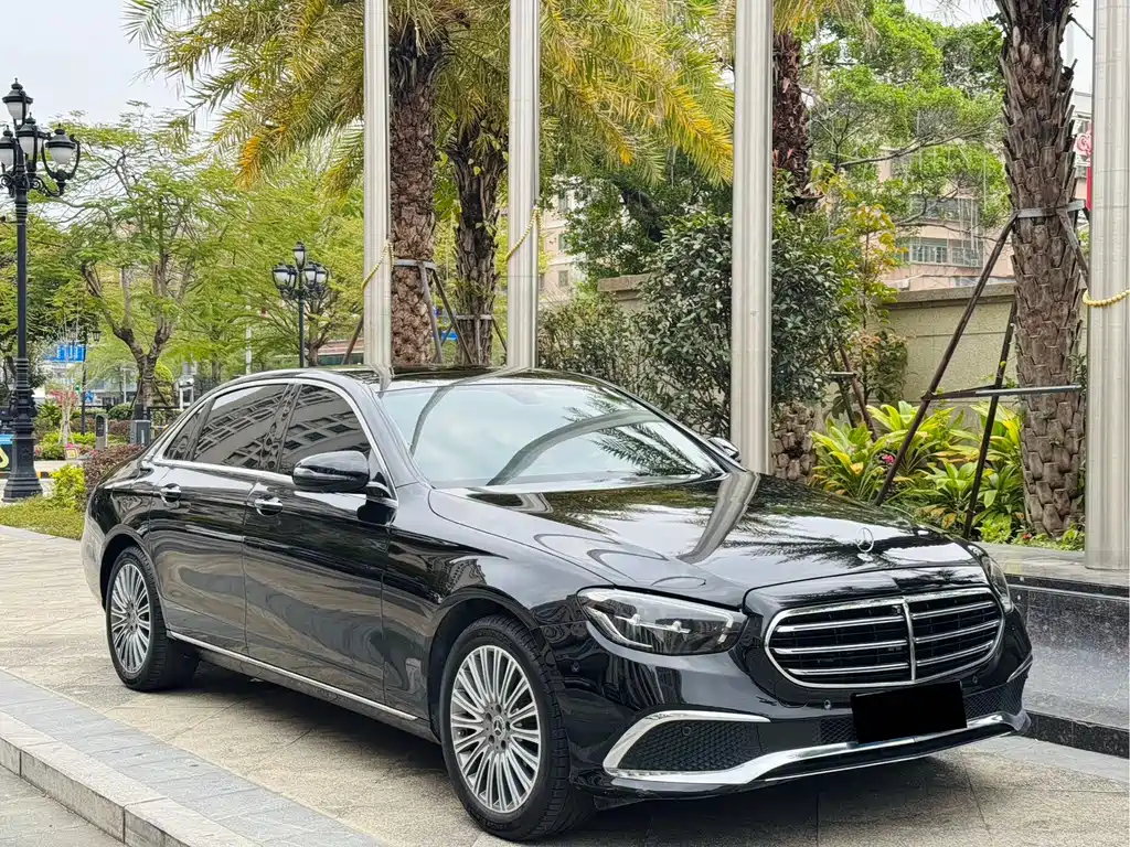 Mercedes-Benz E-Class 2023 E 300 L Luxury Model купить на сайте DeffCars