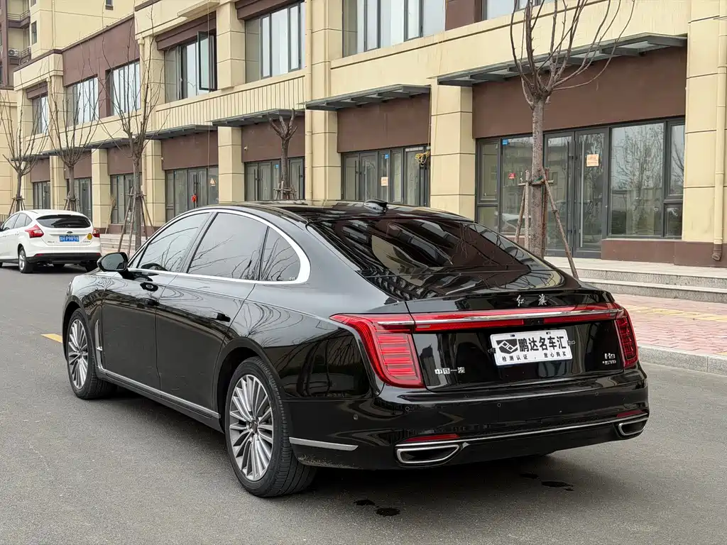 Hongqi H9 2020 2.0T Zhilian Qichang Edition купить на сайте DeffCars