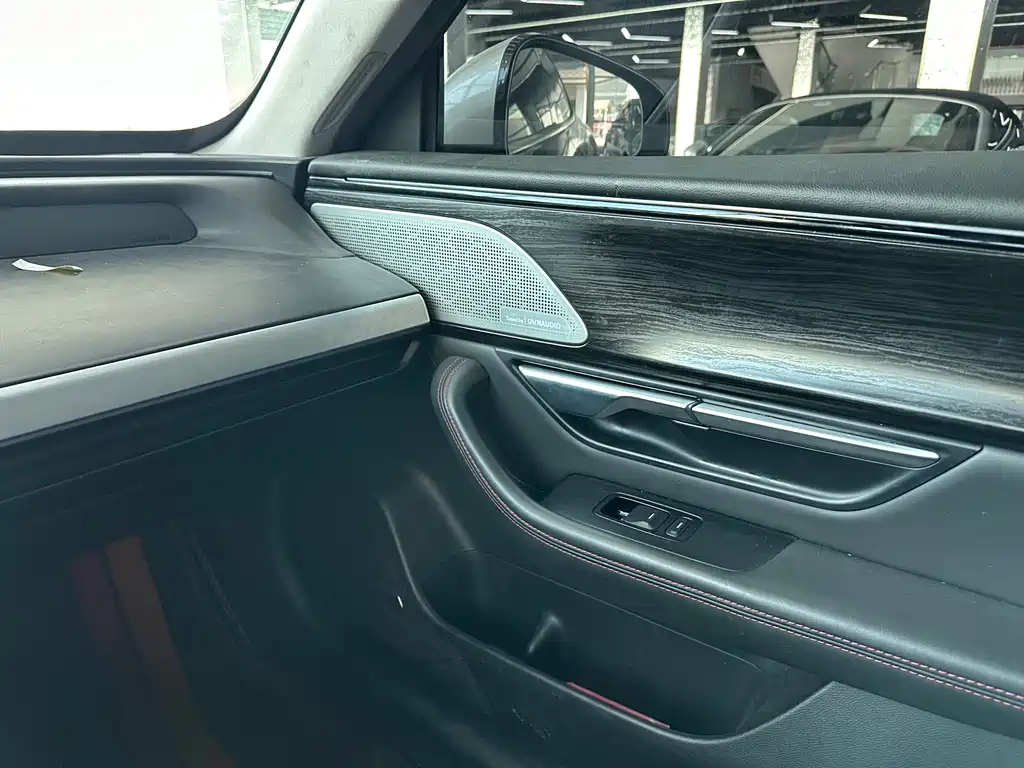 Xpeng P7 2020 rear-wheel drive long-range smart travel version купить на сайте DeffCars