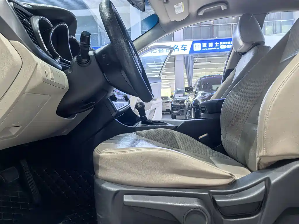 Kia K5 2015 2.0L automatic GL купить на сайте DeffCars