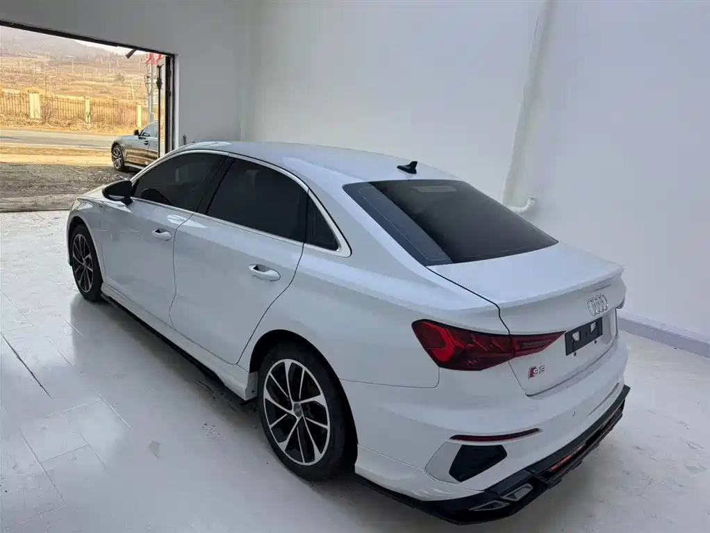 Audi A3 2021 A3L Limousine 35 TFSI aggressive and sporty купить на сайте DeffCars