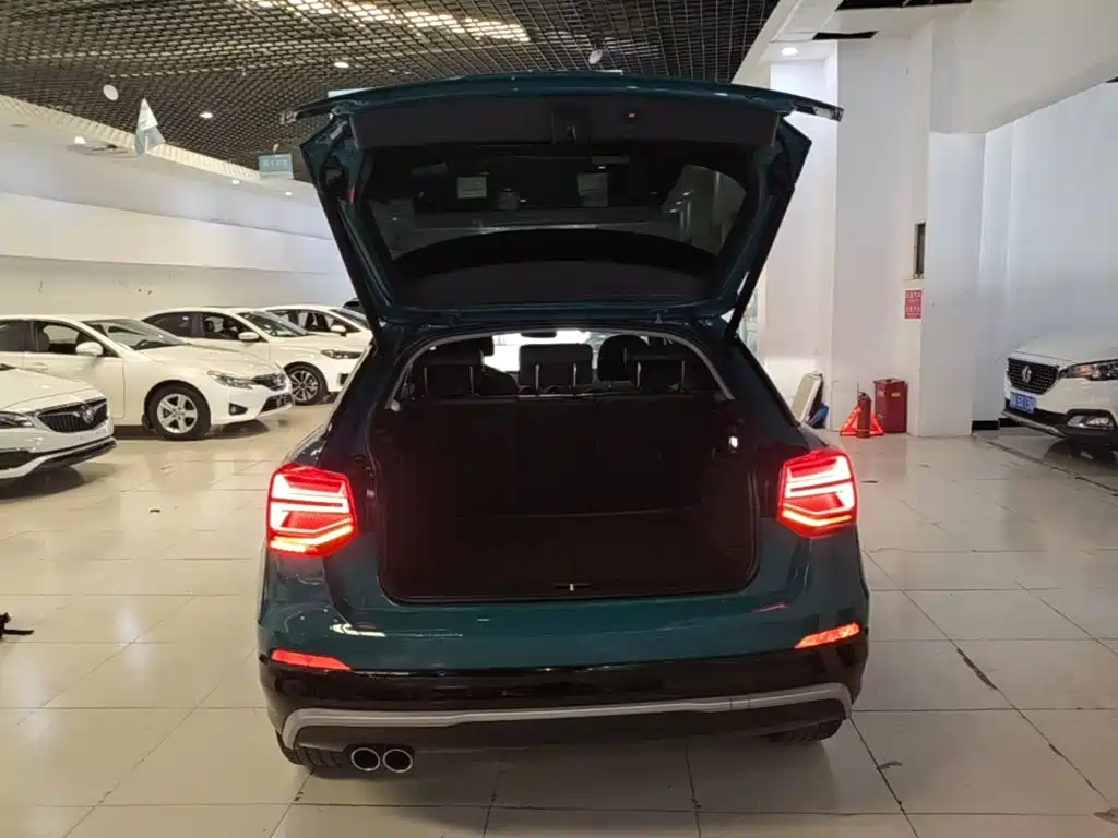 Audi Q2L 2021 35 TFSI fashionable and dynamic купить на сайте DeffCars