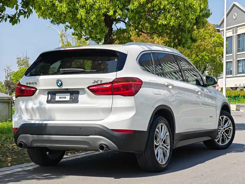 BMW X1 2018 sDrive20Li Leading Model купить на сайте DeffCars