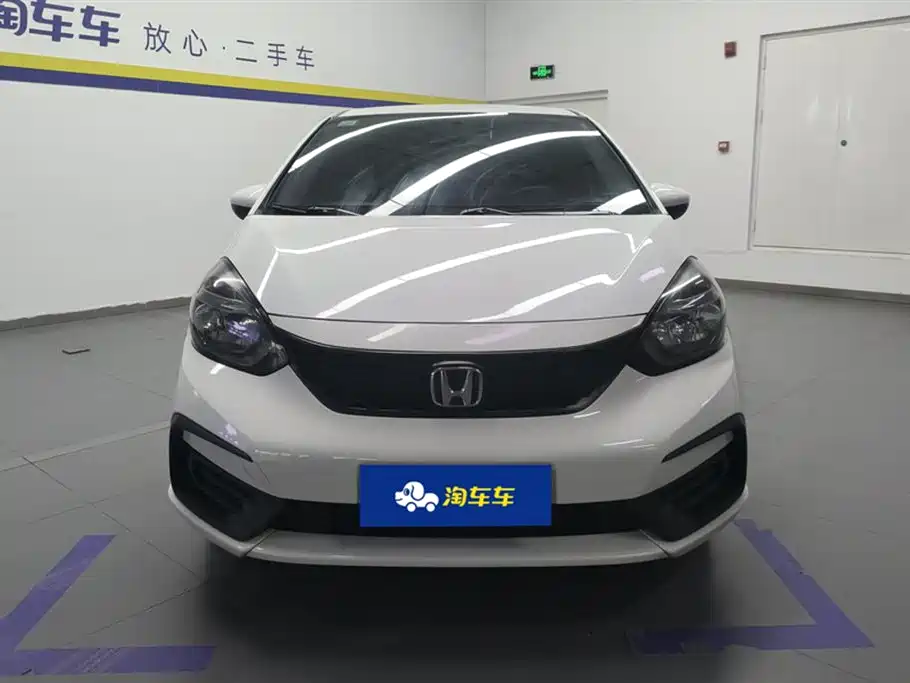 Fit 2021 1.5L CVT Trendy Edition купить на сайте DeffCars