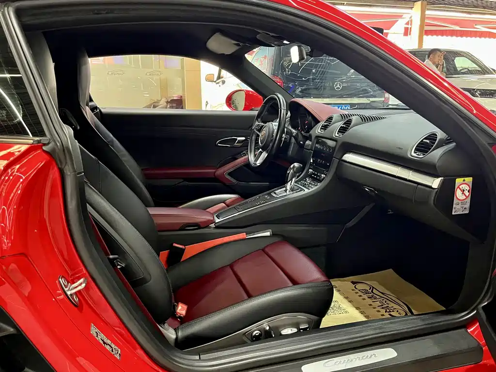 Porsche 718 2018 Cayman 2.0T купить на сайте DeffCars