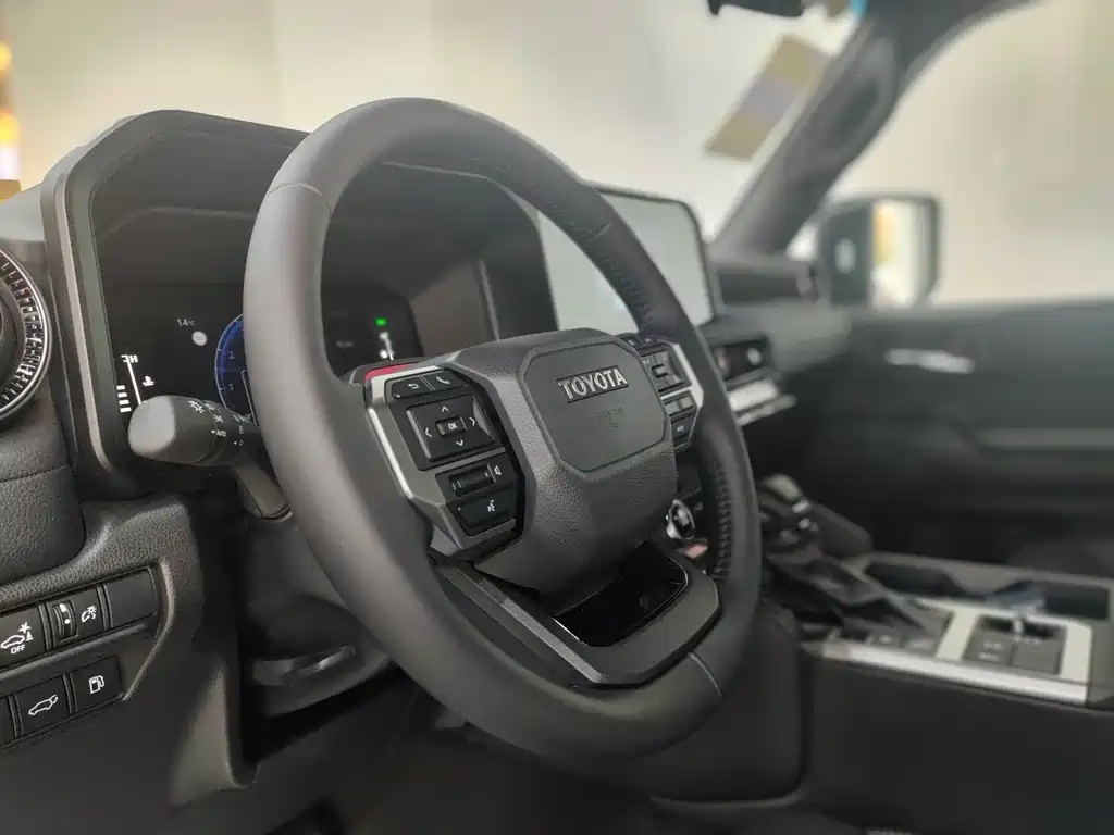 Prado 2025 2.4T all-round TX version 5 seats купить на сайте DeffCars