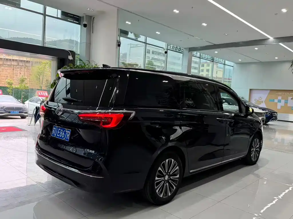 Buick GL8 2023 ES Lu Zun luxury model купить на сайте DeffCars