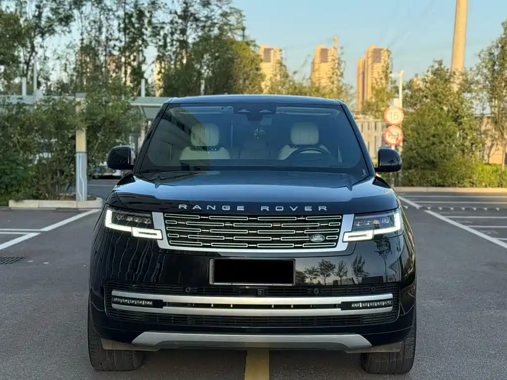 Range Rover 2024 3.0 L6 400PS Extended Edition купить на сайте DeffCars