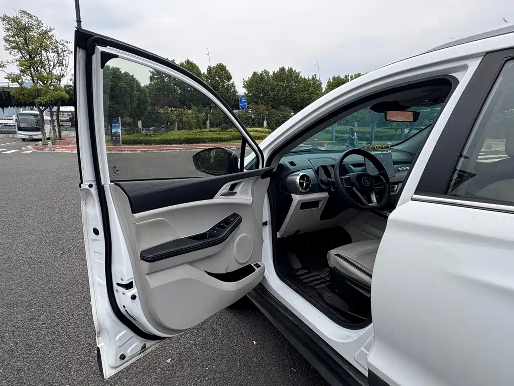 Yuan Pro 2021 model 401KM premium model купить на сайте DeffCars