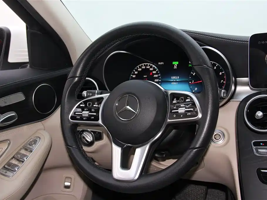 Mercedes-Benz C-Class 2019 facelift C 260 L sports version купить на сайте DeffCars