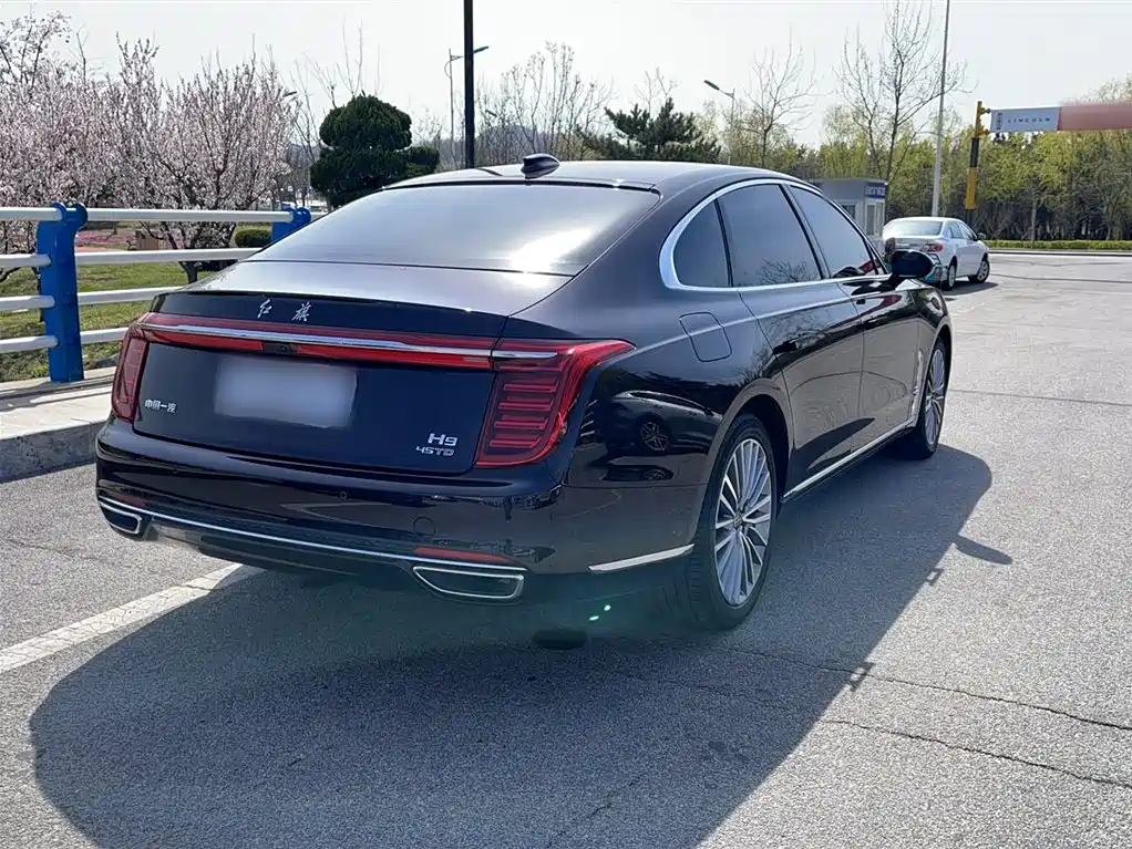 Hongqi H9 2020 2.0T Zhilian Flagship Edition купить на сайте DeffCars