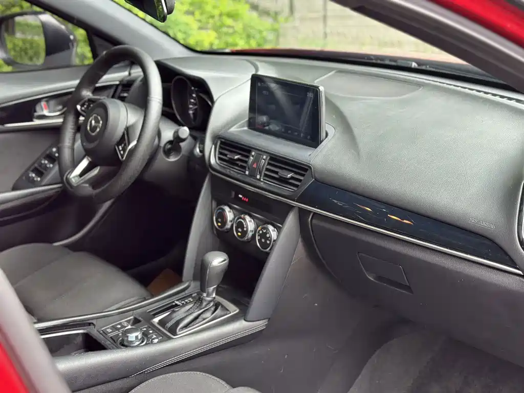 Mazda CX-4 2021 2.0L automatic two-wheel drive Blue Sky Vitality Edition купить на сайте DeffCars