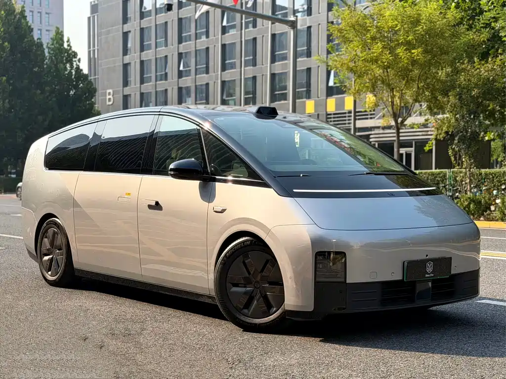 Ideal MEGA 2024 Ultra купить на сайте DeffCars