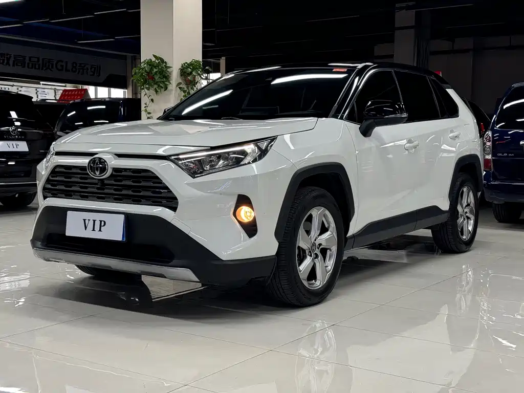 RAV4 Rongfang 2020 2.0L CVT two-wheel drive fashion version купить на сайте DeffCars