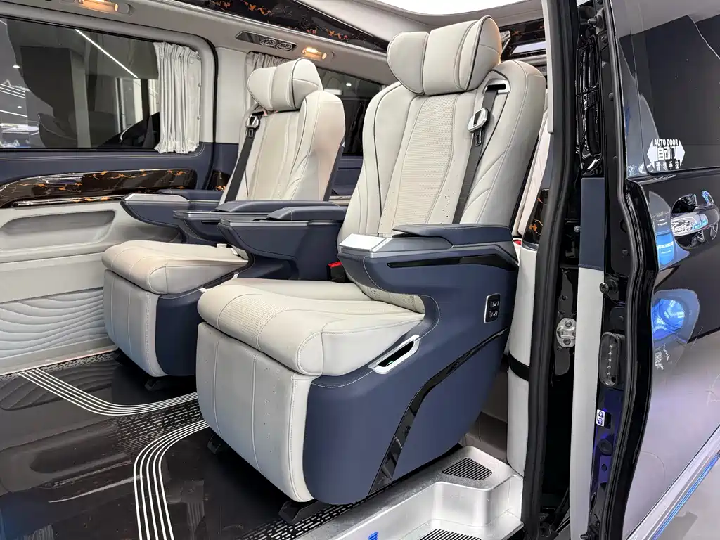 Vito 2023 2.0T Business Edition 7 seats купить на сайте DeffCars