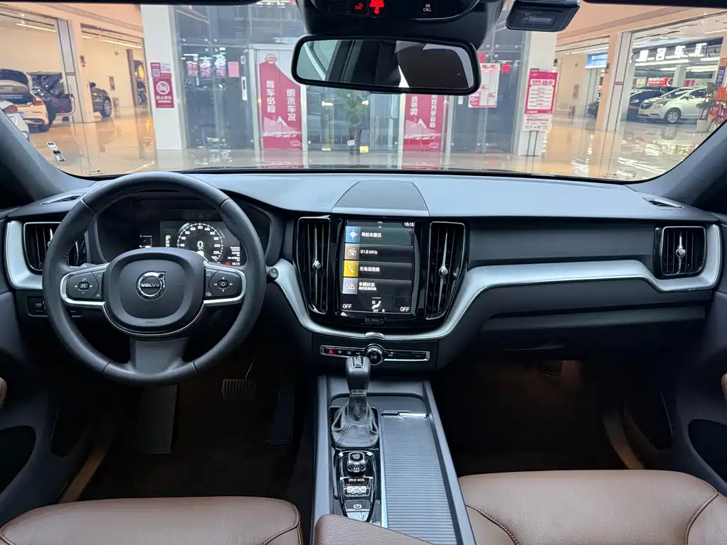 Volvo XC60 2021 T5 four-wheel drive Zhiyi Luxury Edition купить на сайте DeffCars