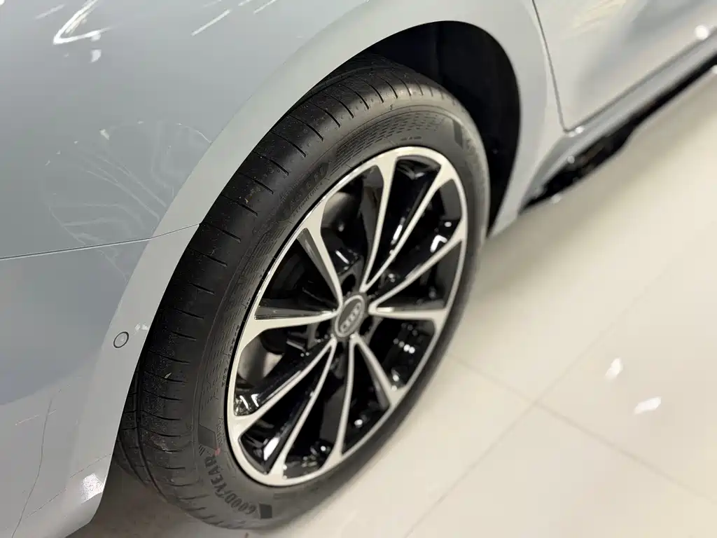 Audi A5L 2026 2.0T Sports Edition Plus купить на сайте DeffCars