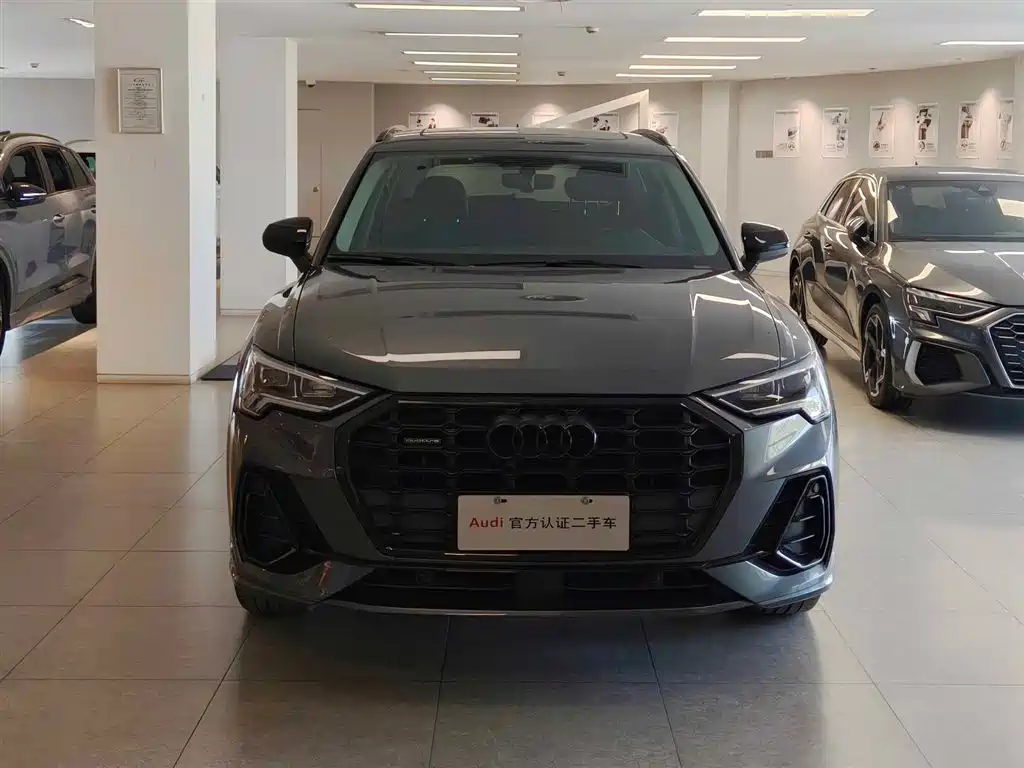 Audi Q3 2021 40 TFSI Fashionable and Dynamic купить на сайте DeffCars