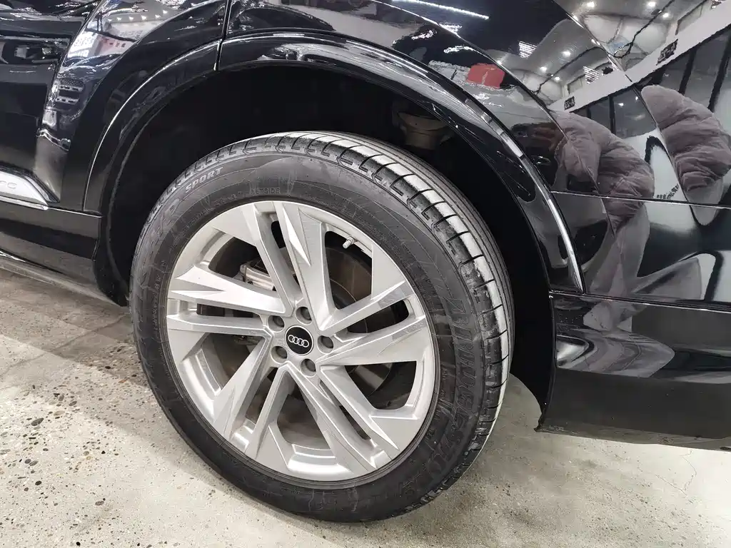 Audi Q7 2021 45 TFSI quattro S line sports купить на сайте DeffCars