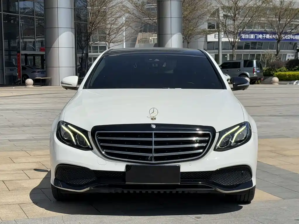 Mercedes-Benz E-Class 2016 E 300 L Luxury Model купить на сайте DeffCars