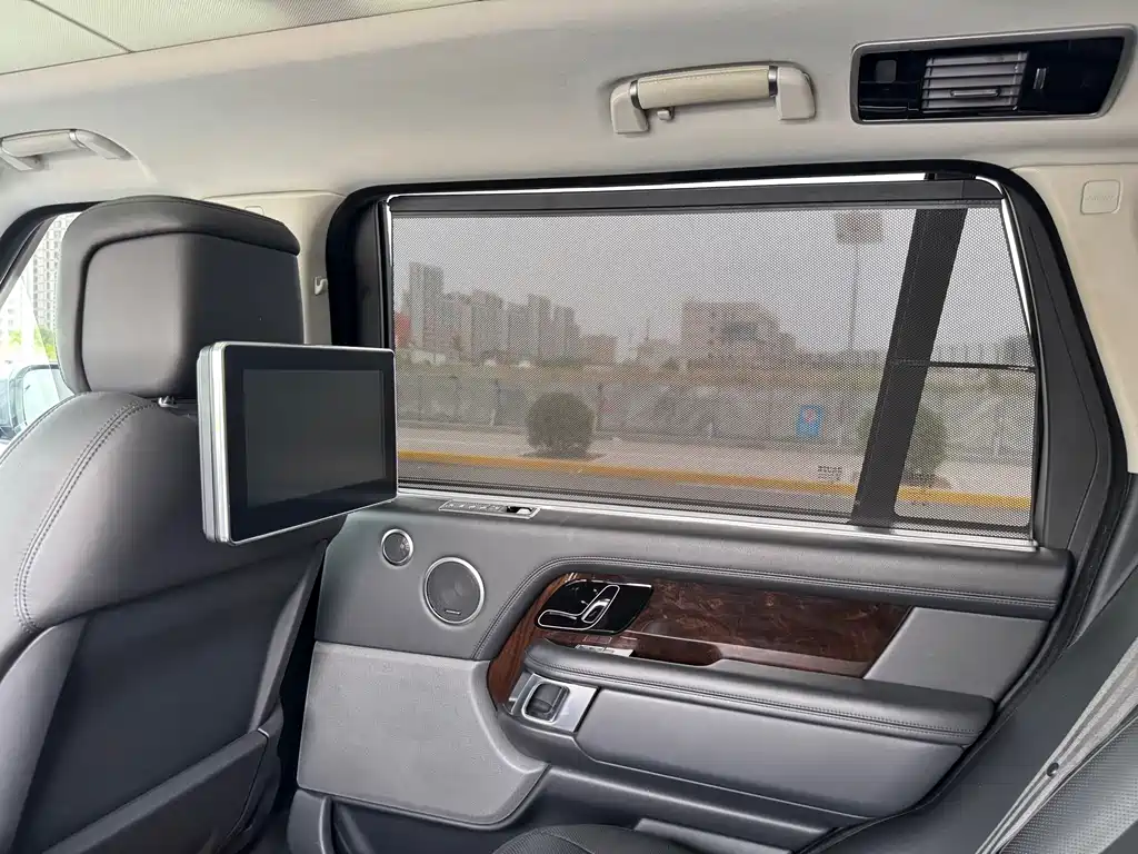 Range Rover 2020 3.0 L6 Legend Extended Edition купить на сайте DeffCars