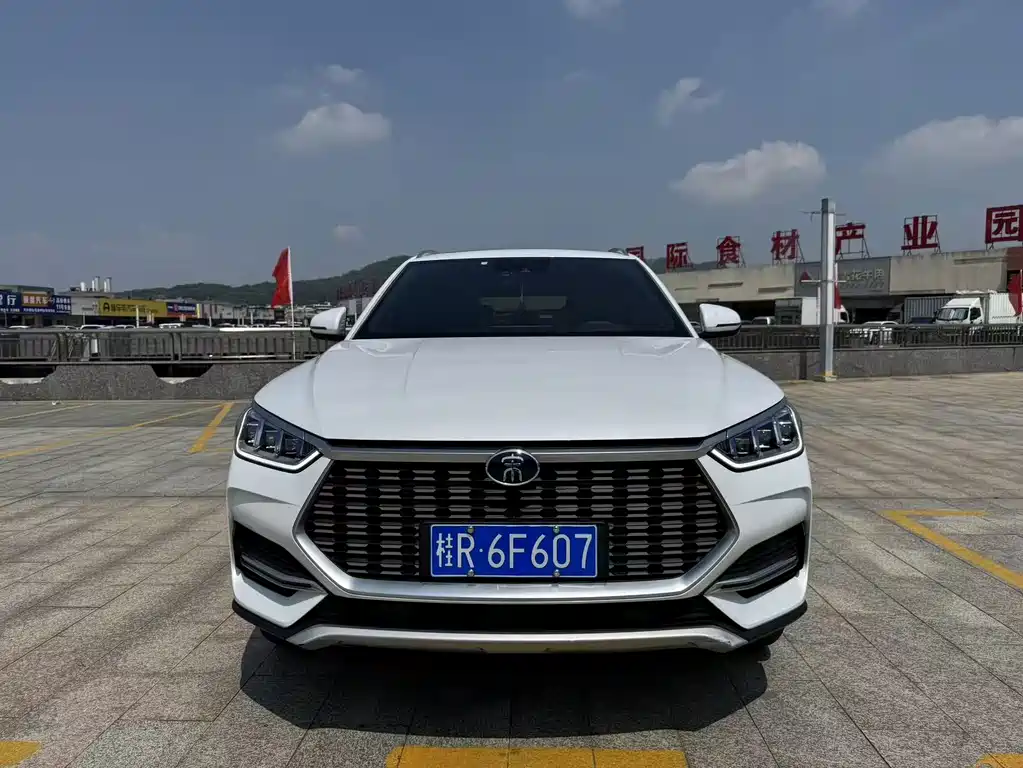 Song PLUS 2020 1.5T automatic flagship model купить на сайте DeffCars