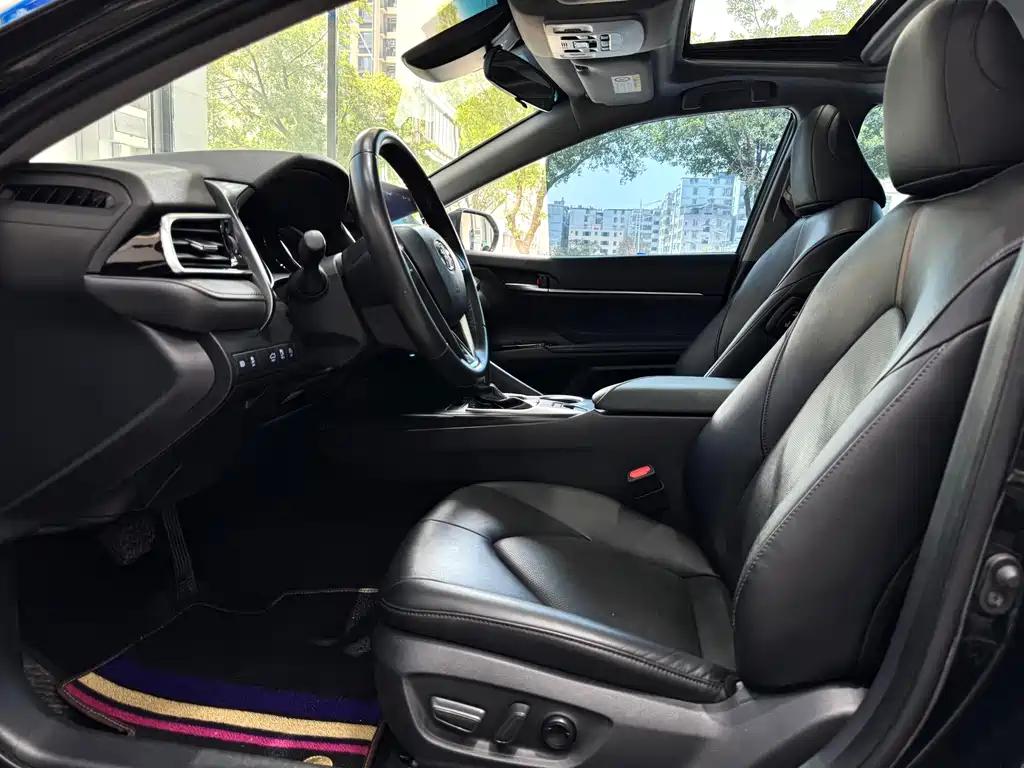 Camry 2023 2.0G Deluxe Edition купить на сайте DeffCars