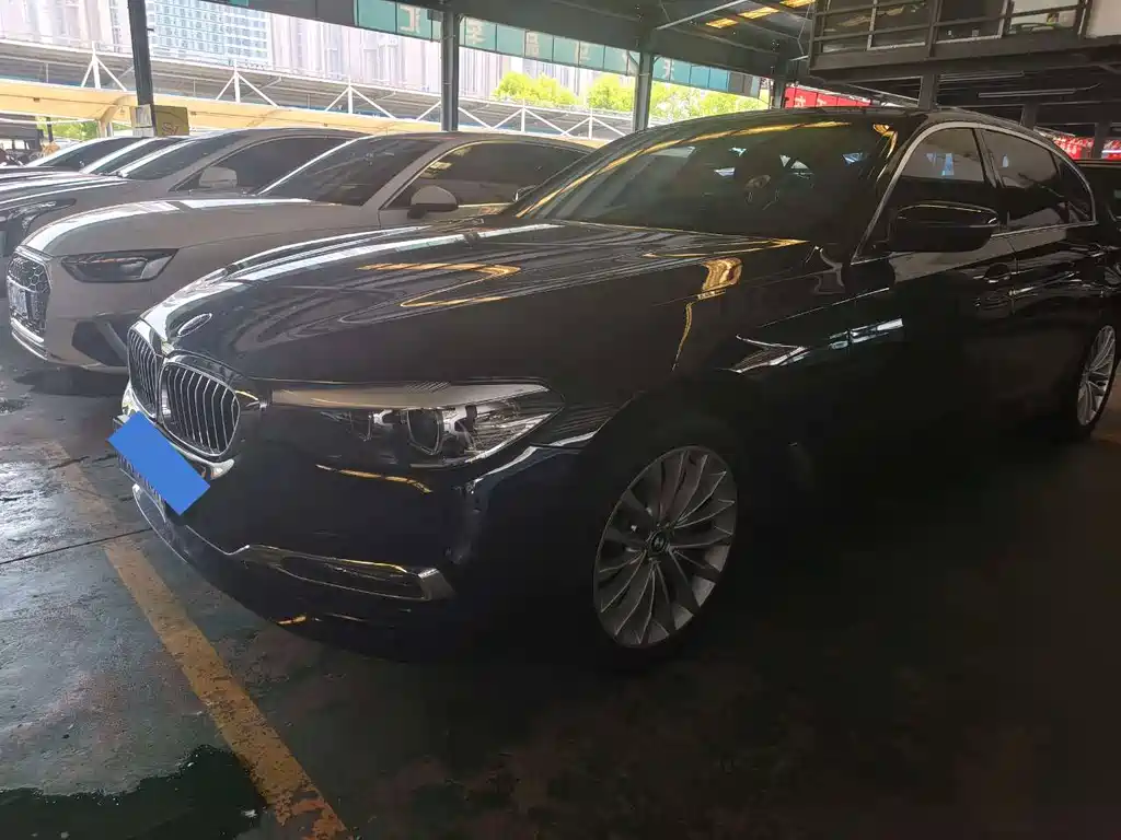 BMW 5 Series 2018 525Li Luxury Package купить на сайте DeffCars