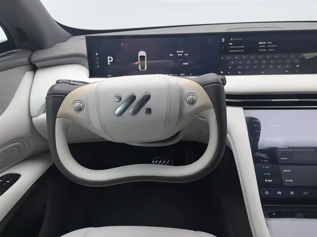 Zhiji LS7 2023 90kWh Elite four-wheel drive version купить на сайте DeffCars