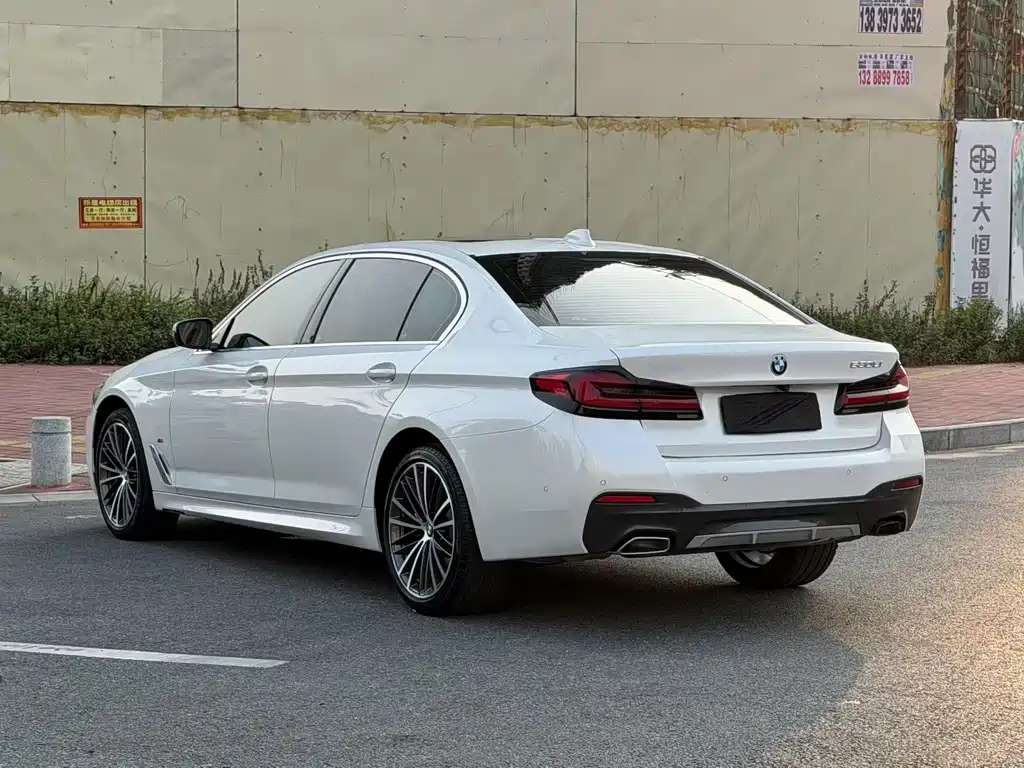 BMW 5 Series 2021 530Li Leading M Sports Package купить на сайте DeffCars