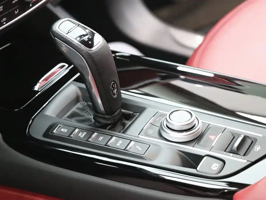 Levante 2019 3.0T Standard Edition National VI купить на сайте DeffCars