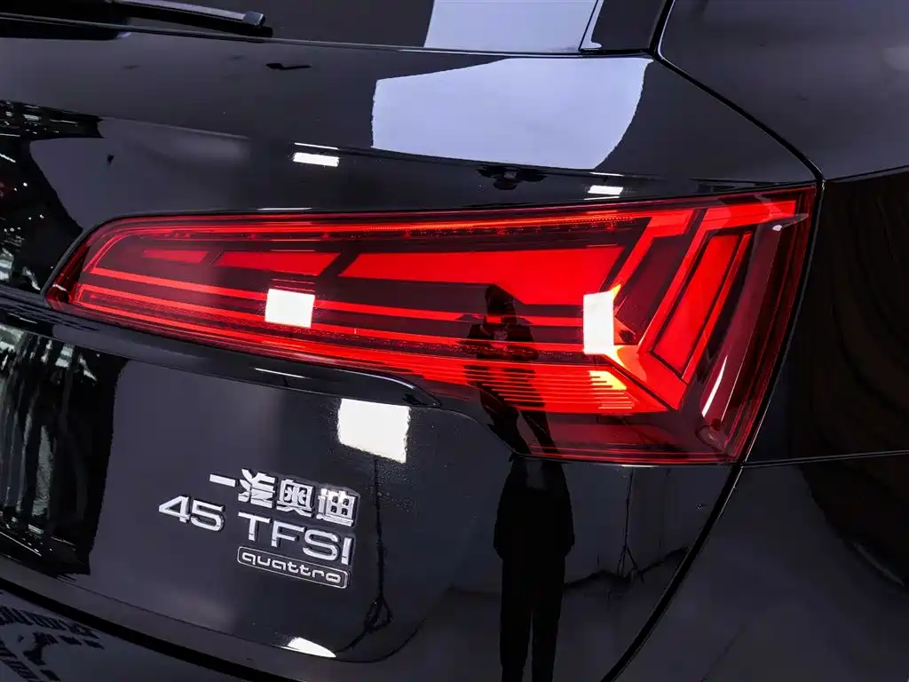 Audi Q5L 2023 45T luxury and dynamic model купить на сайте DeffCars