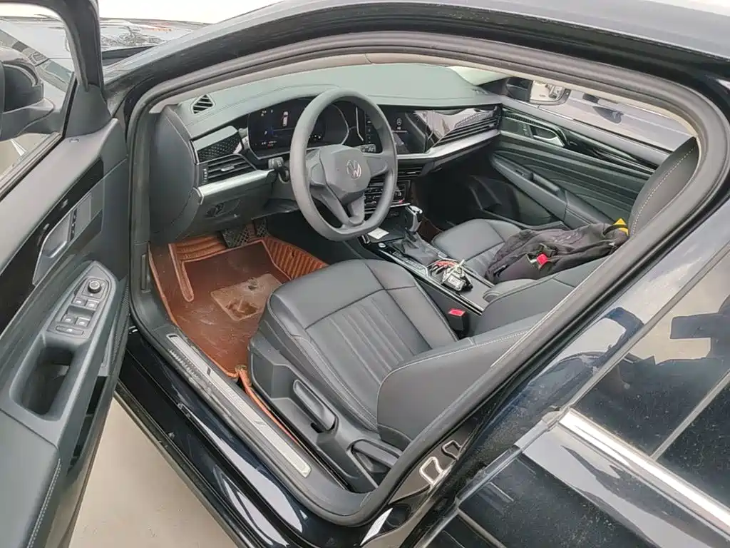 Passat Plug-in Hybrid 2022 430PHEV Hybrid Business Edition купить на сайте DeffCars