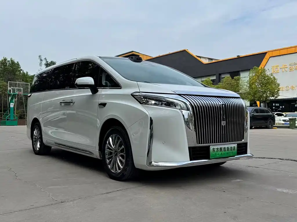 Weipai Alpine New Energy 2025 Four-wheel Drive Alpine 8 купить на сайте DeffCars