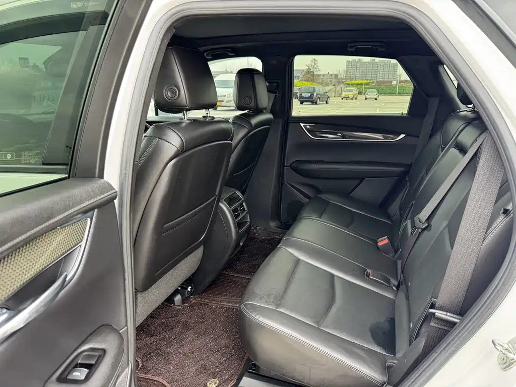 Cadillac XT5 2022 2.0T four-wheel drive luxury model (Hummingbird version) купить на сайте DeffCars