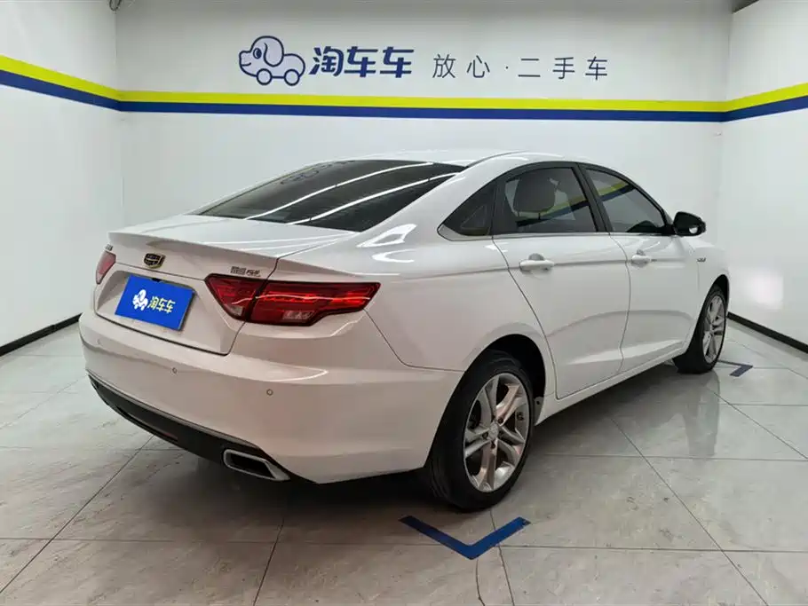 Emgrand GL 2017 1.3T DCT premium model купить на сайте DeffCars