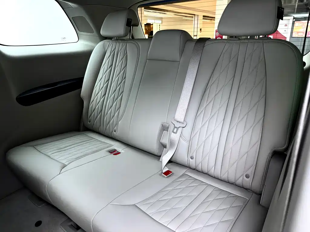 Buick GL8 2022 Land Business Class 652T Luxury купить на сайте DeffCars