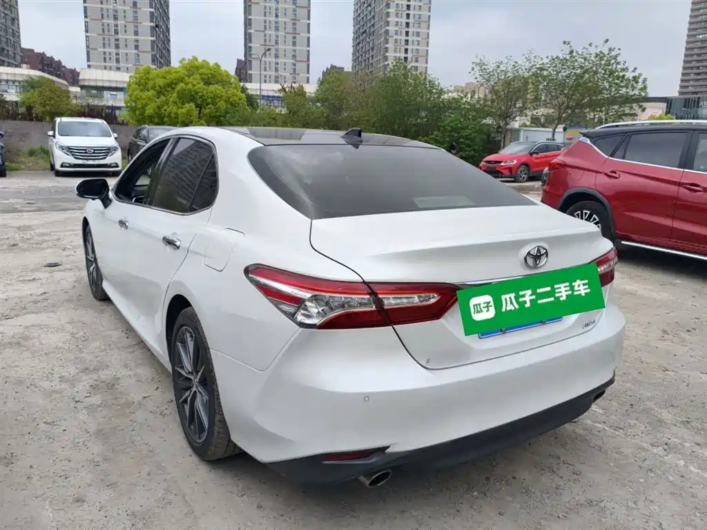 Camry 2021 2.5G Deluxe Edition купить на сайте DeffCars