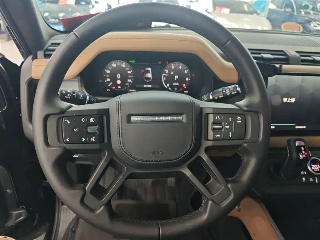 Land Rover Defender 2025 110 3.0T P400 X-Dynamic HSE купить на сайте DeffCars