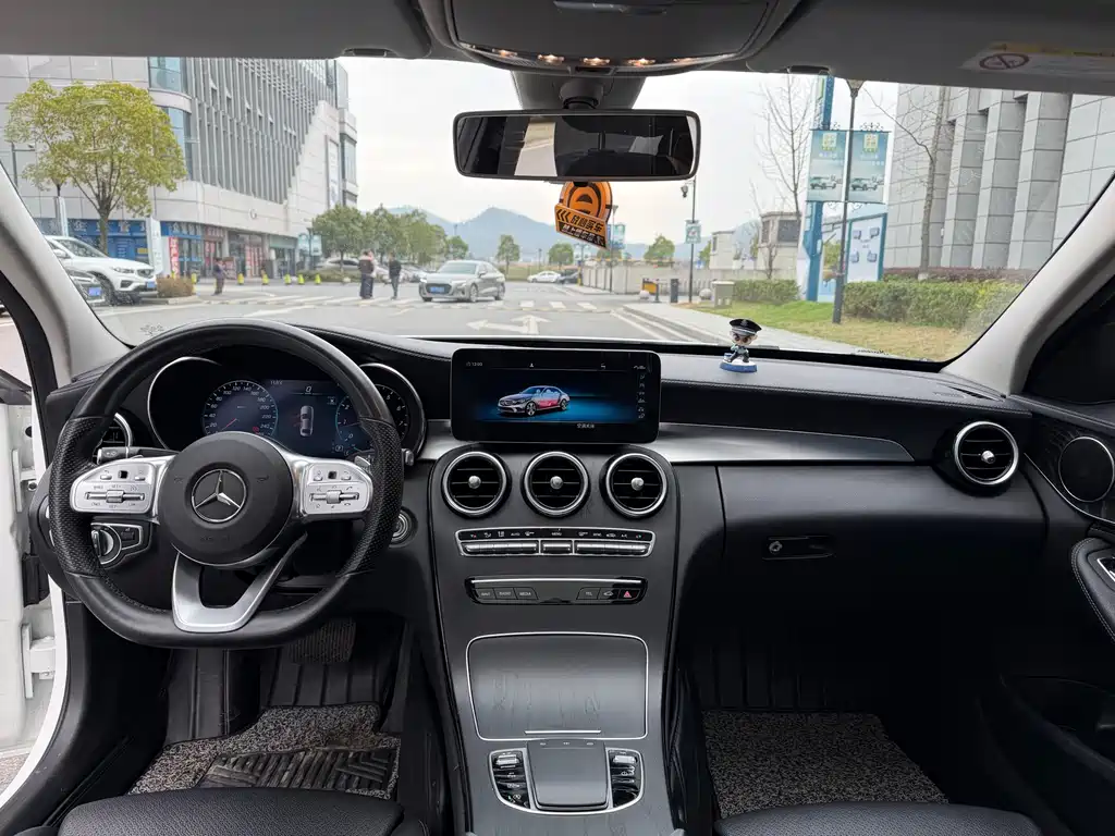 Mercedes-Benz C-Class 2020 C 200 L Fashionable Sports Edition купить на сайте DeffCars