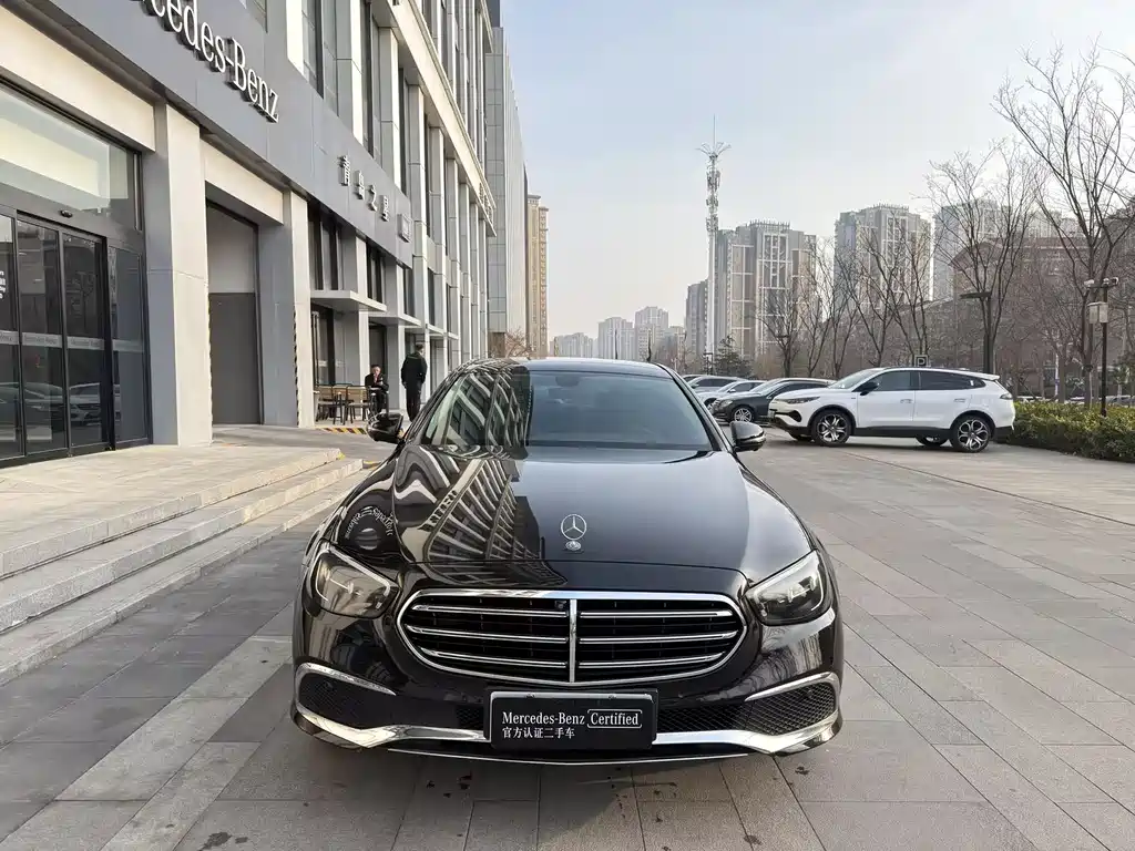 Mercedes-Benz E-Class New Energy 2022 E 350 e L plug-in hybrid sedan купить на сайте DeffCars